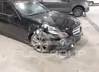 2016 Mercedes Benz E 350 photo
