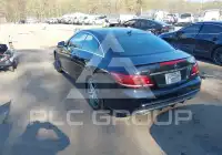 2016 Mercedes Benz E 400 photo