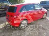 2016 Mercedes Benz B 250 photo