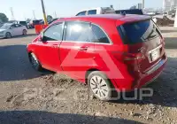 2016 Mercedes Benz B 250 фото