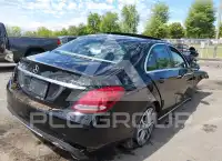2016 Mercedes Benz C-Class photo