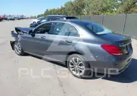 2016 Mercedes Benz C-Class photo
