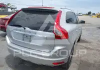 2016 Volvo XC60 фото