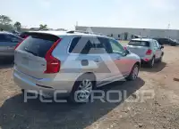 2016 Volvo XC90 фото