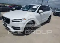 2016 Volvo XC90 photo
