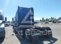 2016 Volvo VNL photo