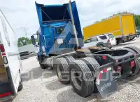 2016 Volvo VNL photo