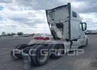 2016 Volvo VNL фото