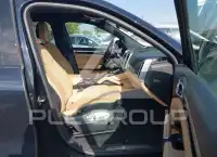 2016 Porsche Cayenne photo