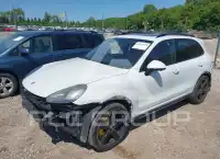 2016 Porsche Cayenne photo