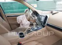 2016 Porsche Cayenne photo