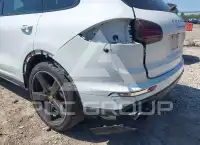 2016 Porsche Cayenne photo