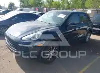 2016 Porsche Cayenne photo
