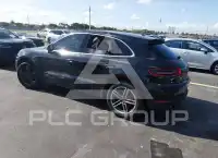 2016 Porsche MACAN photo