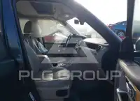 2016 Land Rover LR4 photo
