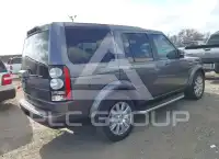 2016 Land Rover LR4 photo