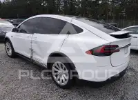 2016 Tesla Model X photo