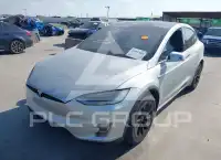 2016 Tesla Model X фото