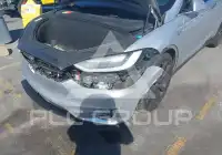 2016 Tesla Model X фото