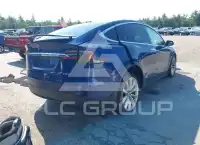2016 Tesla Model X фото