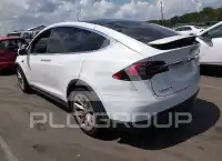 2016 Tesla Model X фото