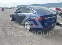 2016 Tesla Model X photo