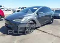 2016 Tesla Model X фото
