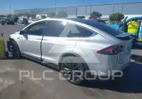 2016 Tesla Model X фото