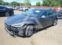 2016 Tesla Model S фото