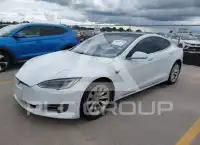 2016 Tesla Model S photo