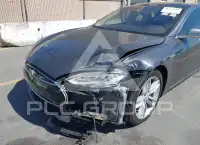 2016 Tesla Model S фото