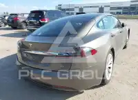 2016 Tesla Model S фото
