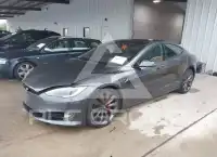 2016 Tesla Model S photo