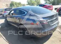 2016 Tesla Model S фото