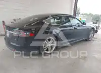 2016 Tesla Model S фото
