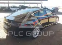 2016 Tesla Model S фото