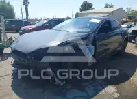 2016 Tesla Model S фото