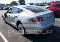 2016 Tesla Model S фото