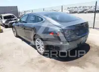 2016 Tesla Model S фото