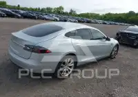 2016 Tesla Model S фото