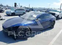 2016 Tesla Model S фото