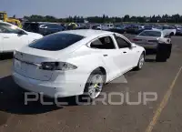 2016 Tesla Model S photo