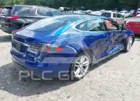 2016 Tesla Model S фото