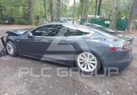 2016 Tesla Model S фото