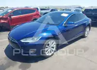 2016 Tesla Model S фото