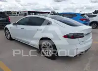 2016 Tesla Model S photo