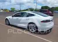2016 Tesla Model S фото