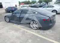 2016 Tesla Model S photo