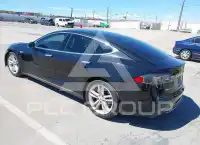 2016 Tesla Model S фото