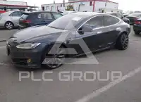 2016 Tesla Model S фото